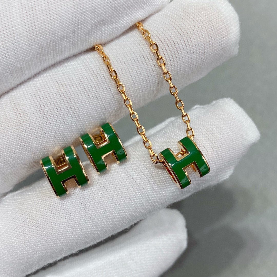 [✨ROSE✨]POP H GREEN NECKLACE SILVER AND GOLD