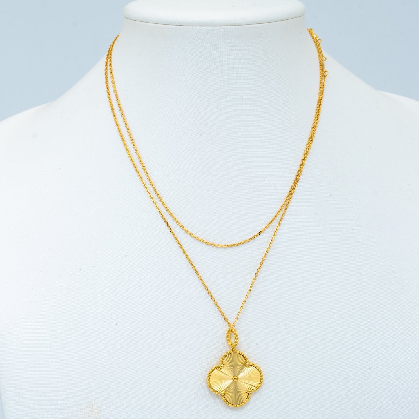 [✨ROSE✨]CLOVER 25MM PEDANT NECKLACE GOLD