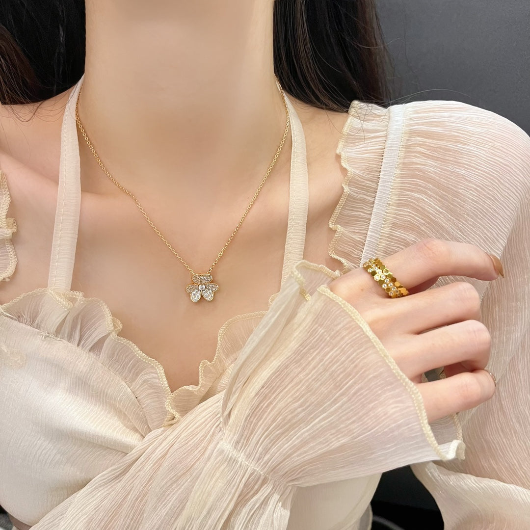 [✨ROSE✨]FLOWER DIAMOND NECKLACE
