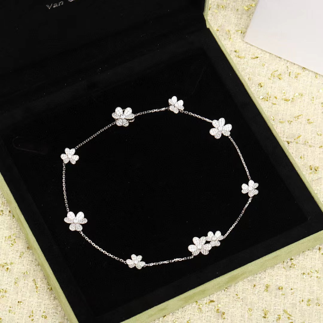 [✨ROSE✨]FRIVOLE SILVER 9 FLOWERS NECKLACE