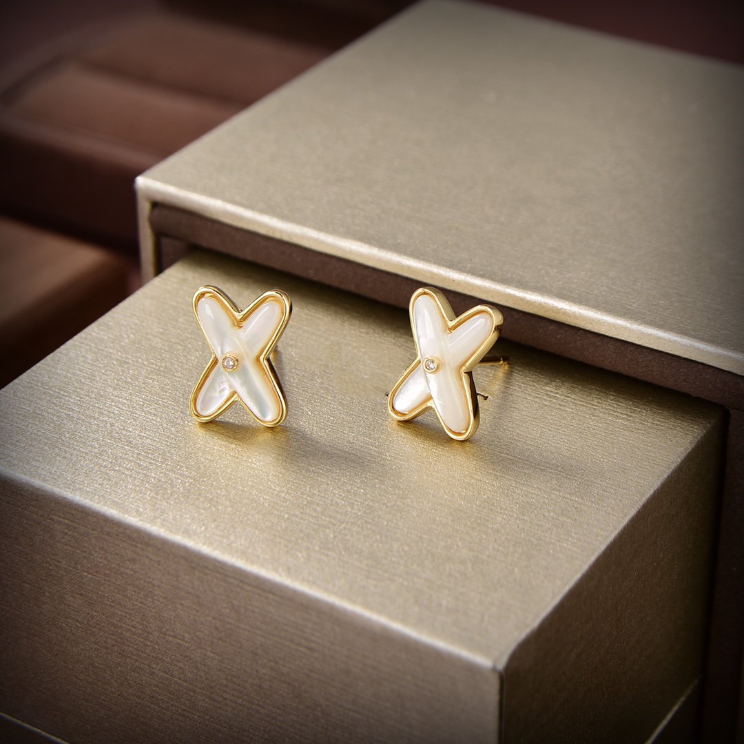 [✨ROSE✨]JEUX DE WHITE MOP GOLD DIAMOND EARRINGS