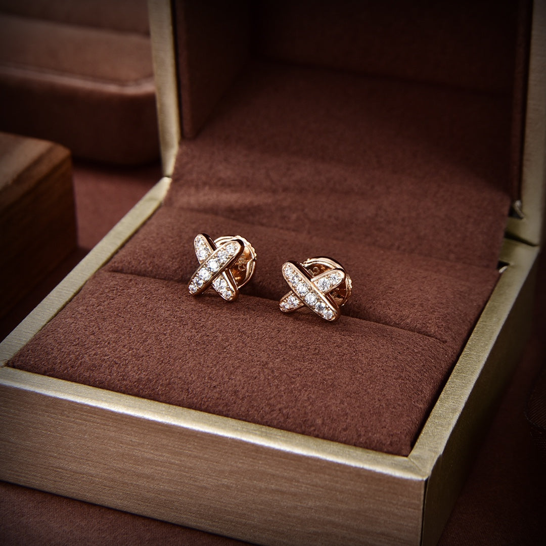 [✨ROSE✨]JEUX DE GOLD DIAMOND EARRINGS