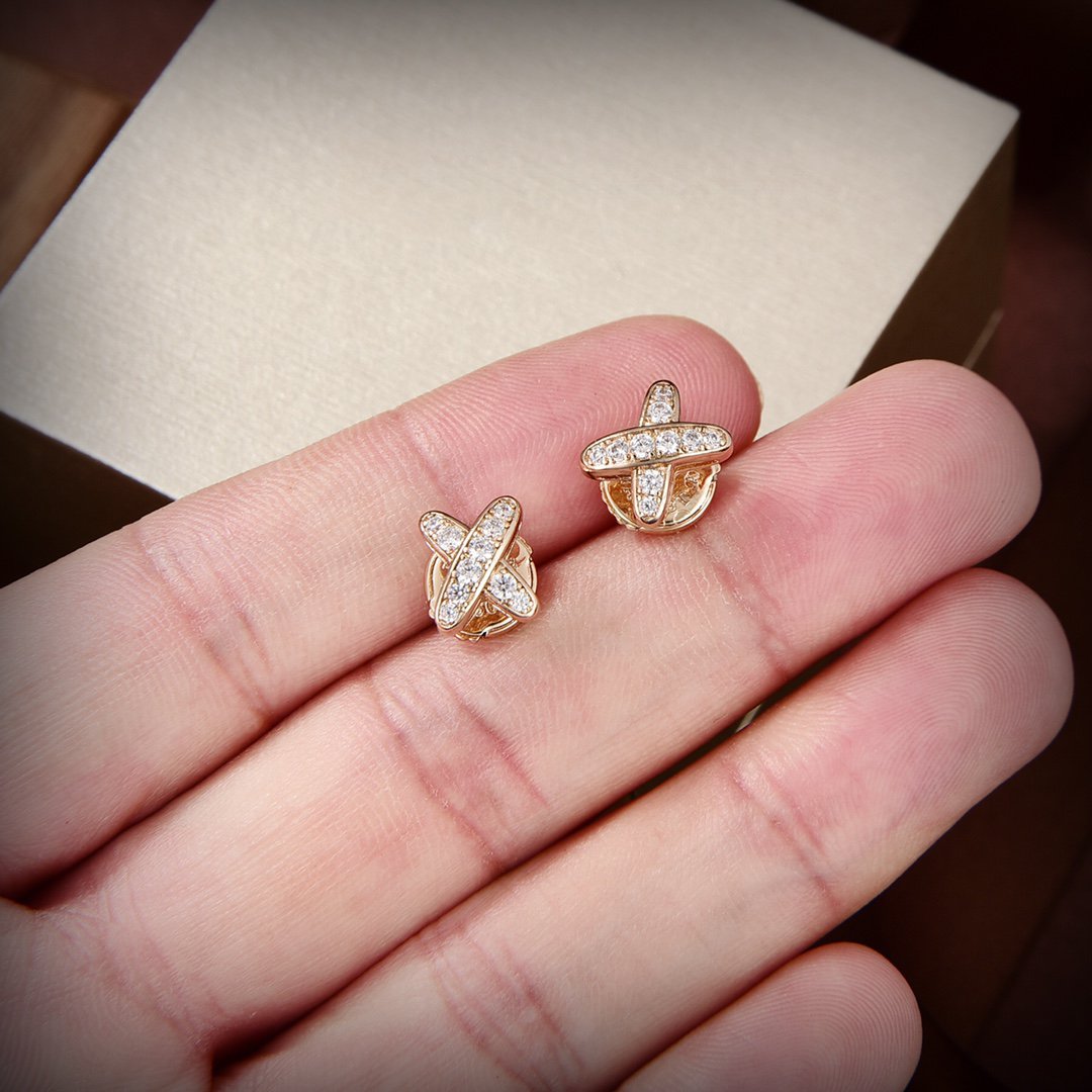 [✨ROSE✨]JEUX DE GOLD DIAMOND EARRINGS