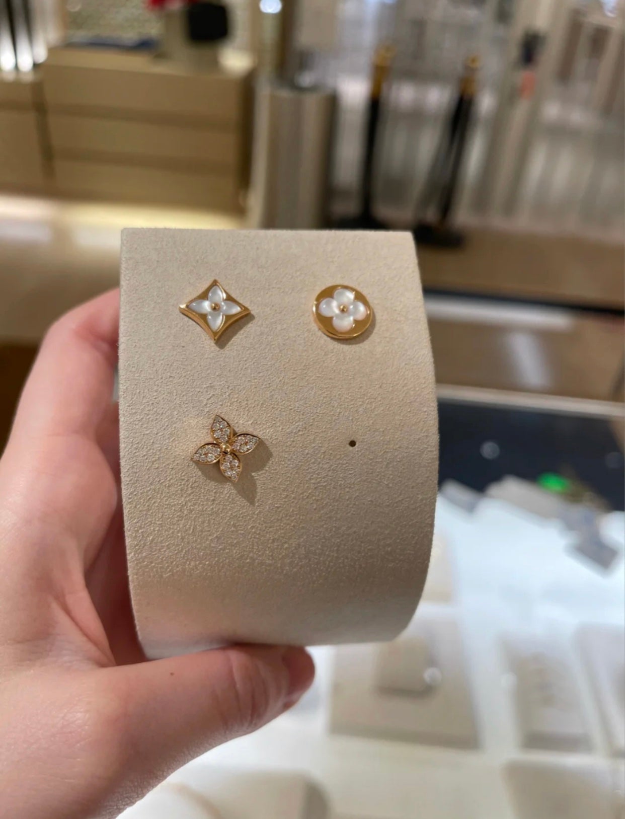 [✨ROSE✨]STAR BLOSSOM STUD EARRINGS PINK GOLD DIAMONDS