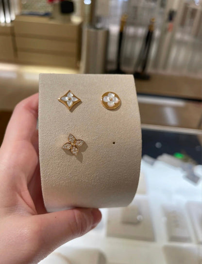 [✨ROSE✨]STAR BLOSSOM STUD EARRINGS PINK GOLD DIAMONDS
