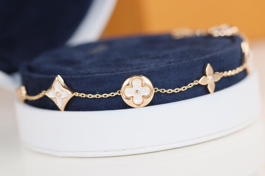 [✨ROSE✨]LEAF CLOVER BRACELET