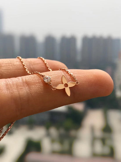 [✨ROSE✨]BLOSSOM PENDANT PINK GOLD AND DIAMOND