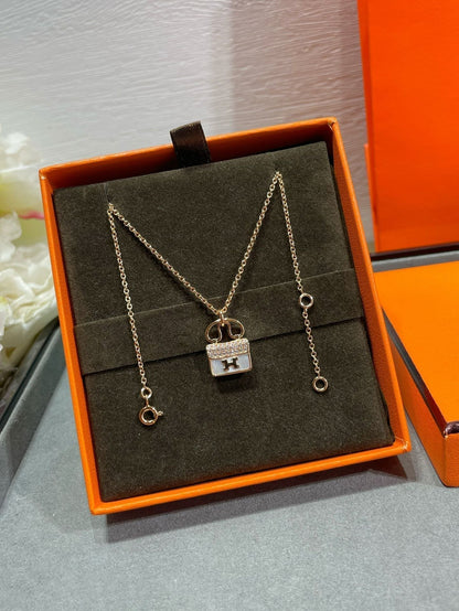 [✨ROSE✨]H CIRCE MOISSANITE PENDANT NECKLACE GOLD