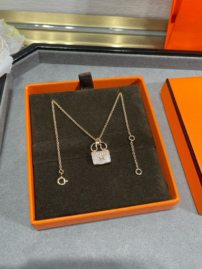 [✨ROSE✨]H CIRCE MOISSANITE PENDANT NECKLACE GOLD