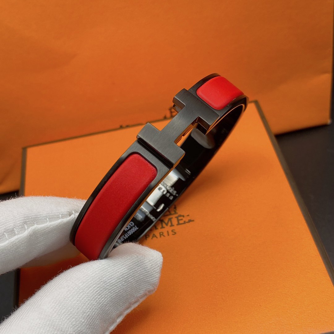 [✨ROSE✨]CLIC HM SO BLACK RED BRACELET