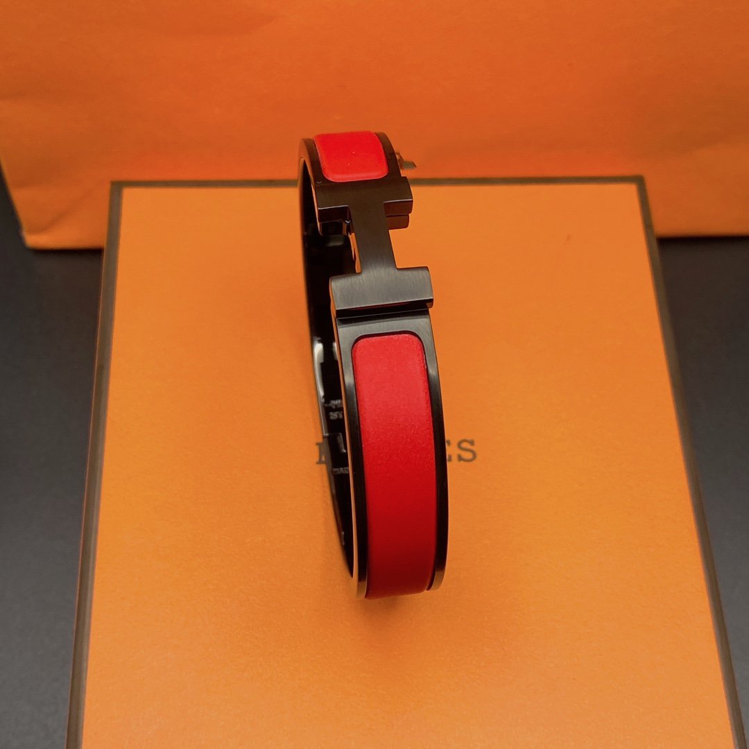 [✨ROSE✨]CLIC HM SO BLACK RED BRACELET