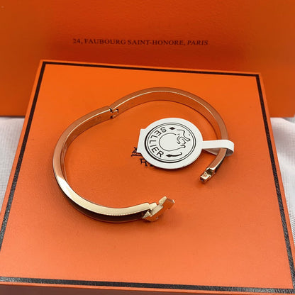 [✨ROSE✨]CLASSIC HM CLIC BLACK 8MM ENAMEL BRACELET