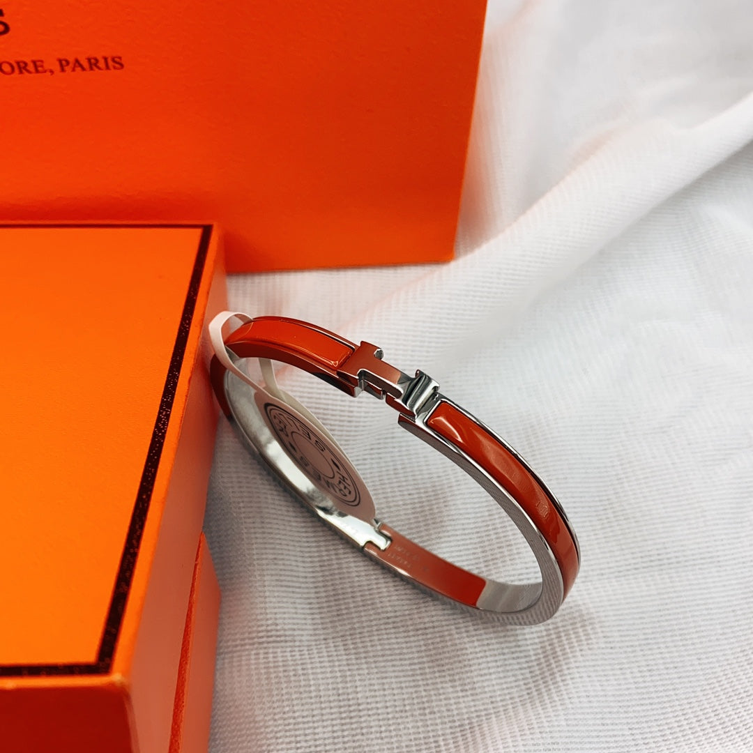 [✨ROSE✨]CLASSIC HM CLIC RED 8MM ENAMEL BRACELET