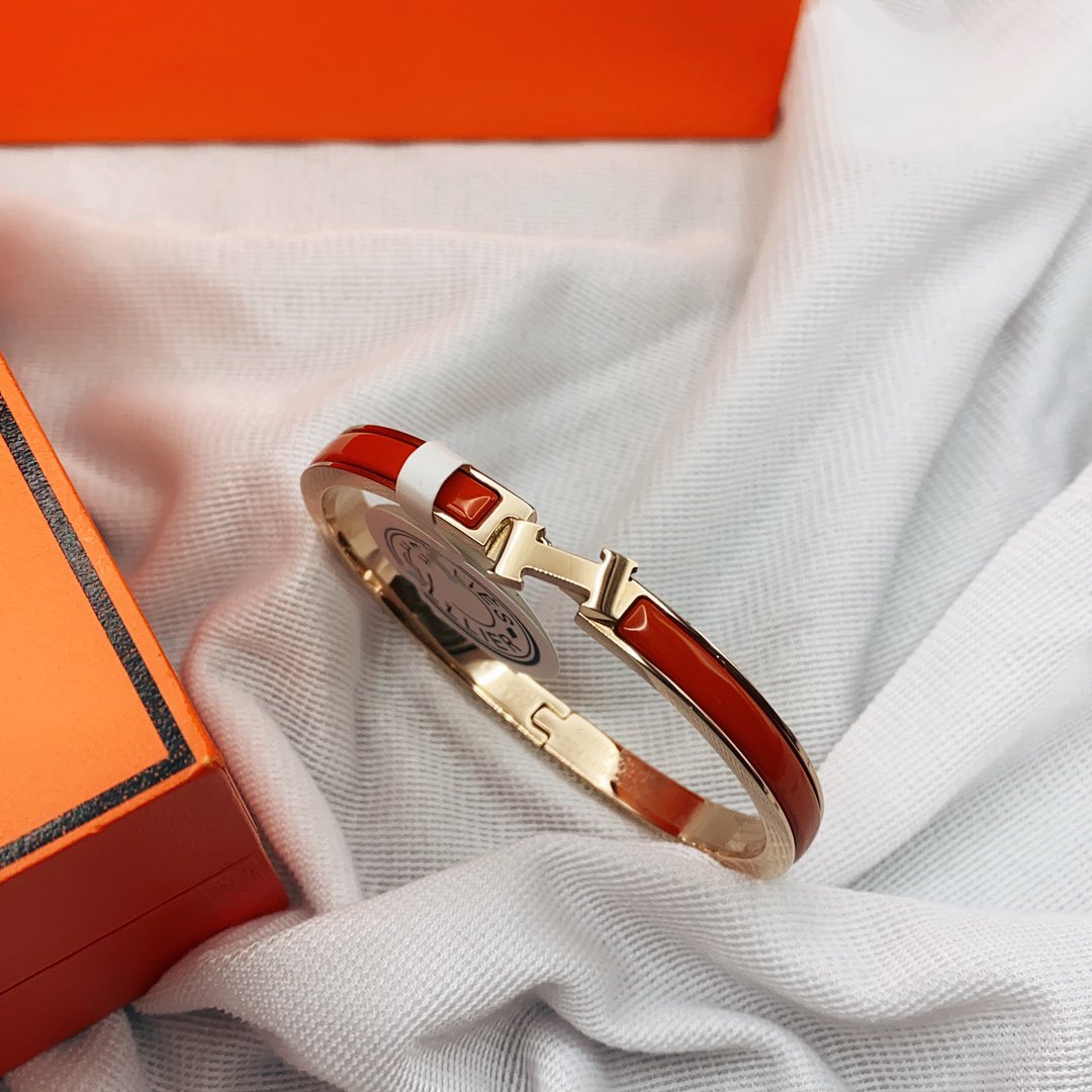 [✨ROSE✨]CLASSIC HM CLIC RED 8MM ENAMEL BRACELET