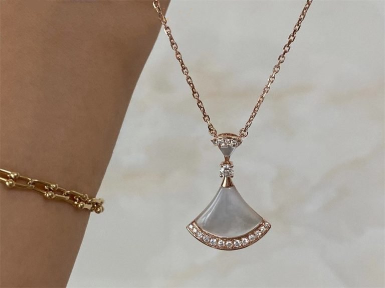 [✨ROSE✨]DREAM NECKLACE MOP PINK GOLD DIAMOND