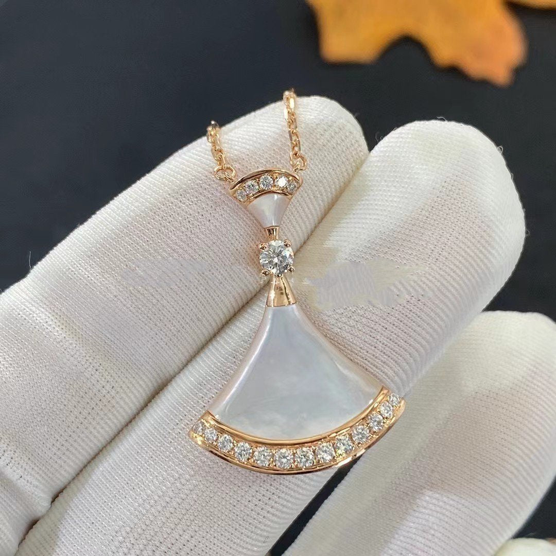 [✨ROSE✨]DREAM NECKLACE MOP PINK GOLD DIAMOND