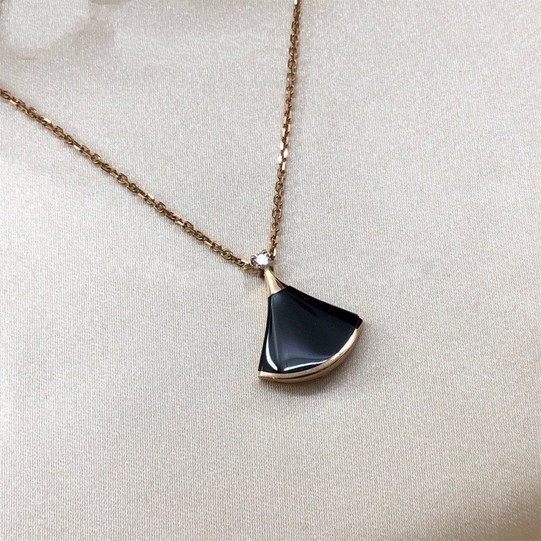 [✨ROSE✨]DREAM NECKLACE ONYX 1 DIAMOND
