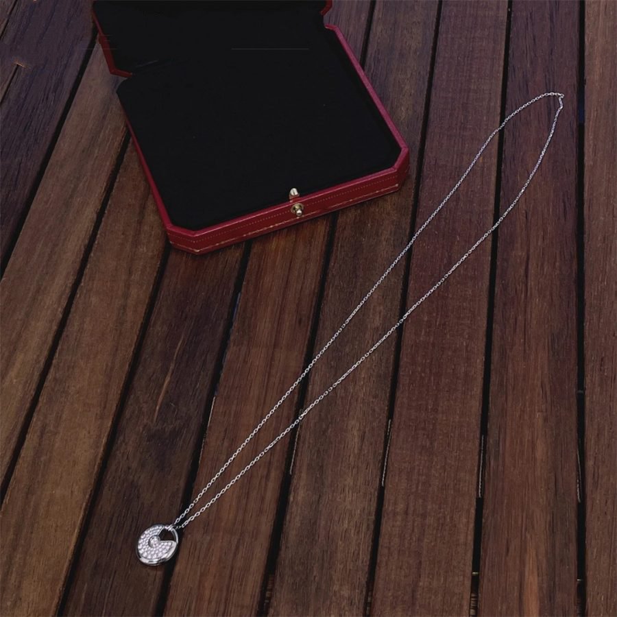 [✨ROSE✨]AMULETTE SILVER FULL DIAMOND NECKLACE