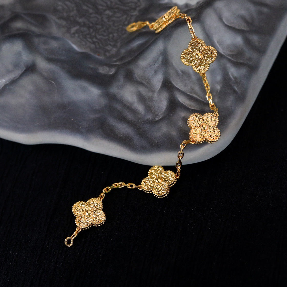 [✨ROSE✨]CLOVER 5 MOTIFS BRONZING BRACELET