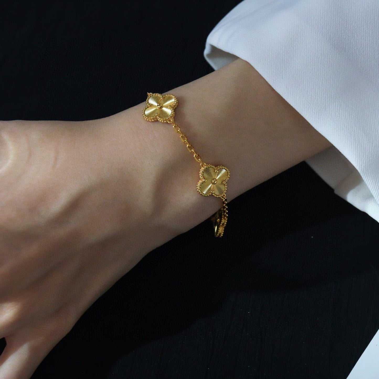 [✨ROSE✨]CLOVER 5 FLOWERS LASER BRACELET