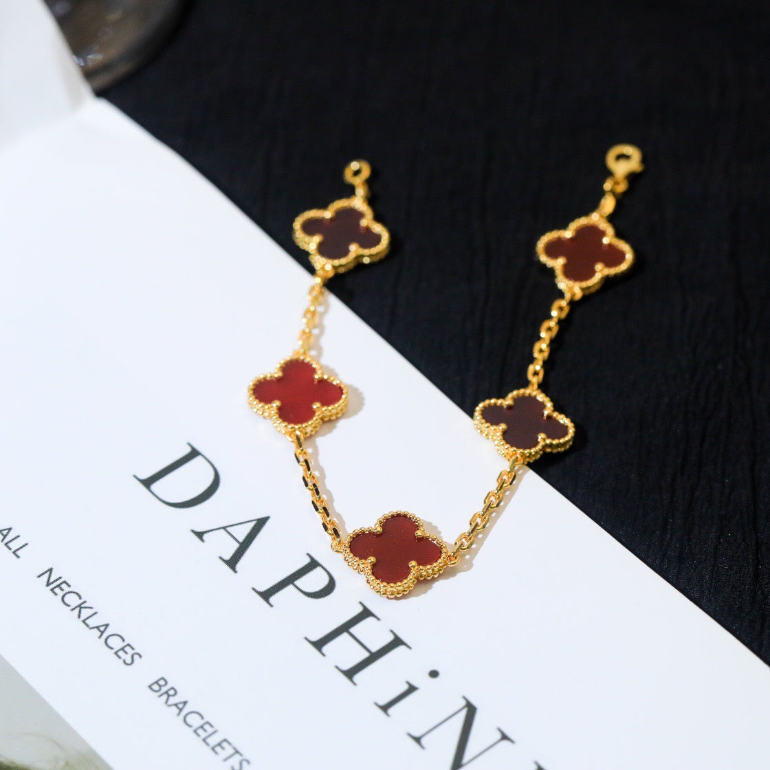 [✨ROSE✨]CLOVER 5 MOTIFS RED AGATE  BRACELET