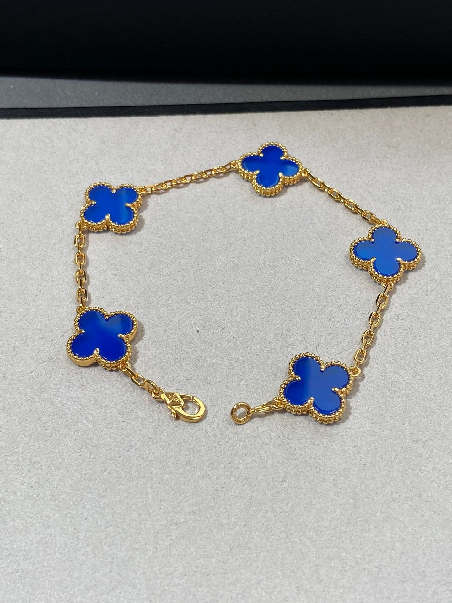 [✨ROSE✨]CLOVER 5 MOTIFS PRUSSIA BLUE BRACELET