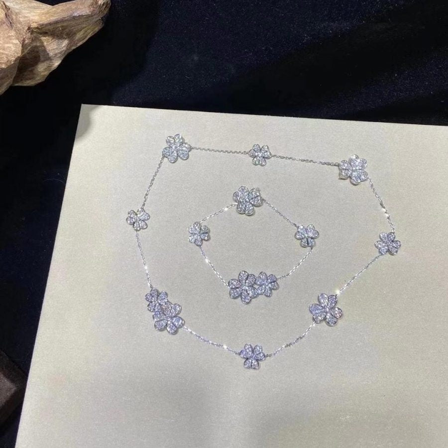 [✨ROSE✨]FRIVOLE SILVER 5 FLOWERS BRACELET