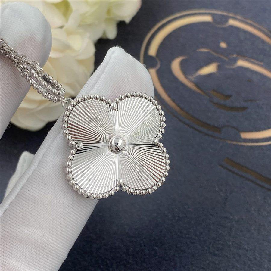 [✨ROSE✨]CLOVER 25MM SILVER BIG CLOVER NECKLACE