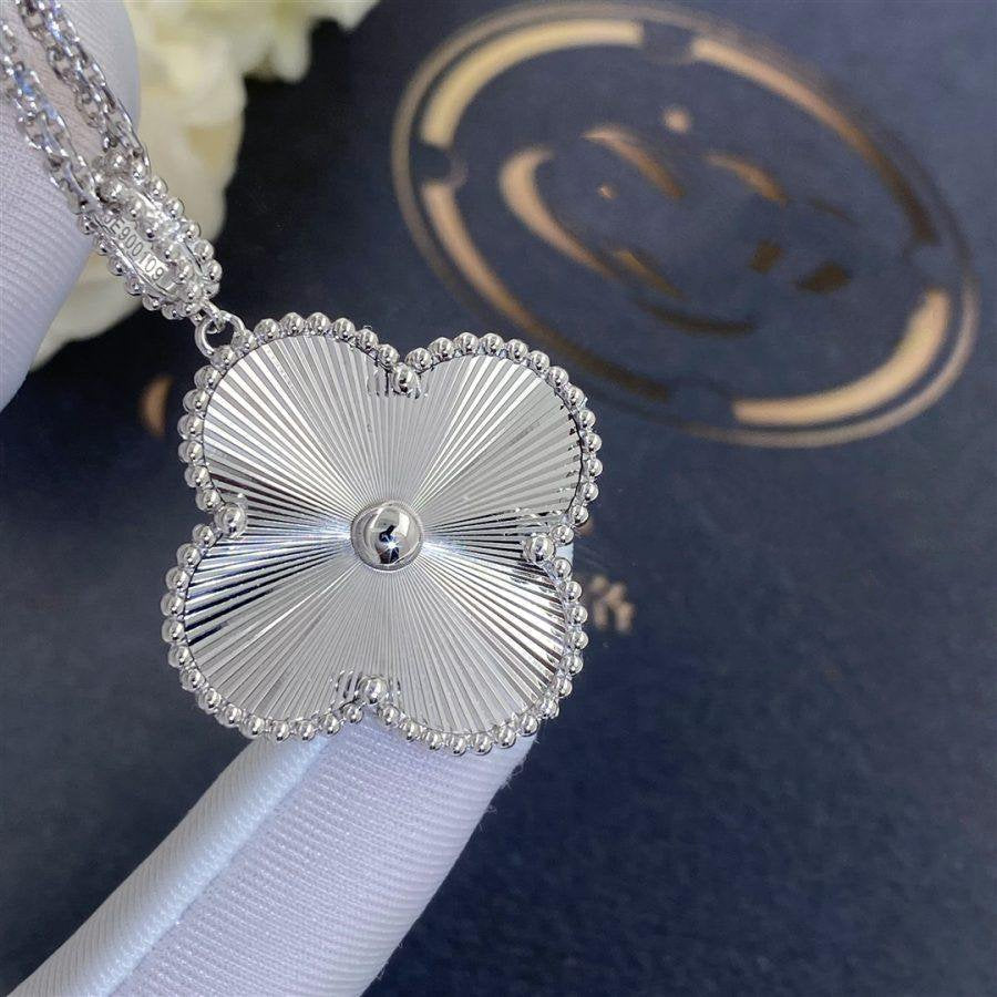 [✨ROSE✨]CLOVER 25MM SILVER BIG CLOVER NECKLACE
