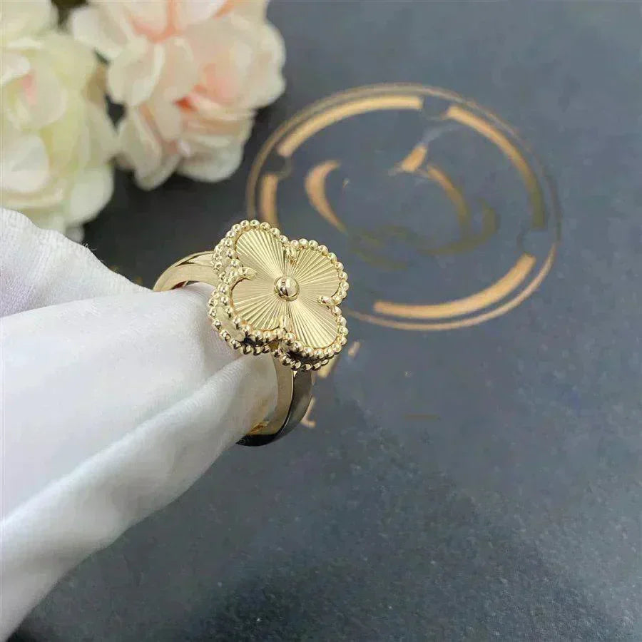 [✨ROSE✨]CLOVER GOLD RING