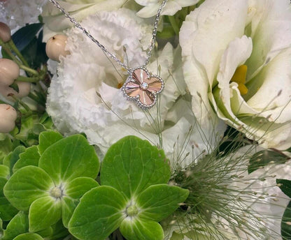 [✨ROSE✨]2024 CHRISTMAS LIMITED EDITION CLOVER 15MM LASER NECKLACE