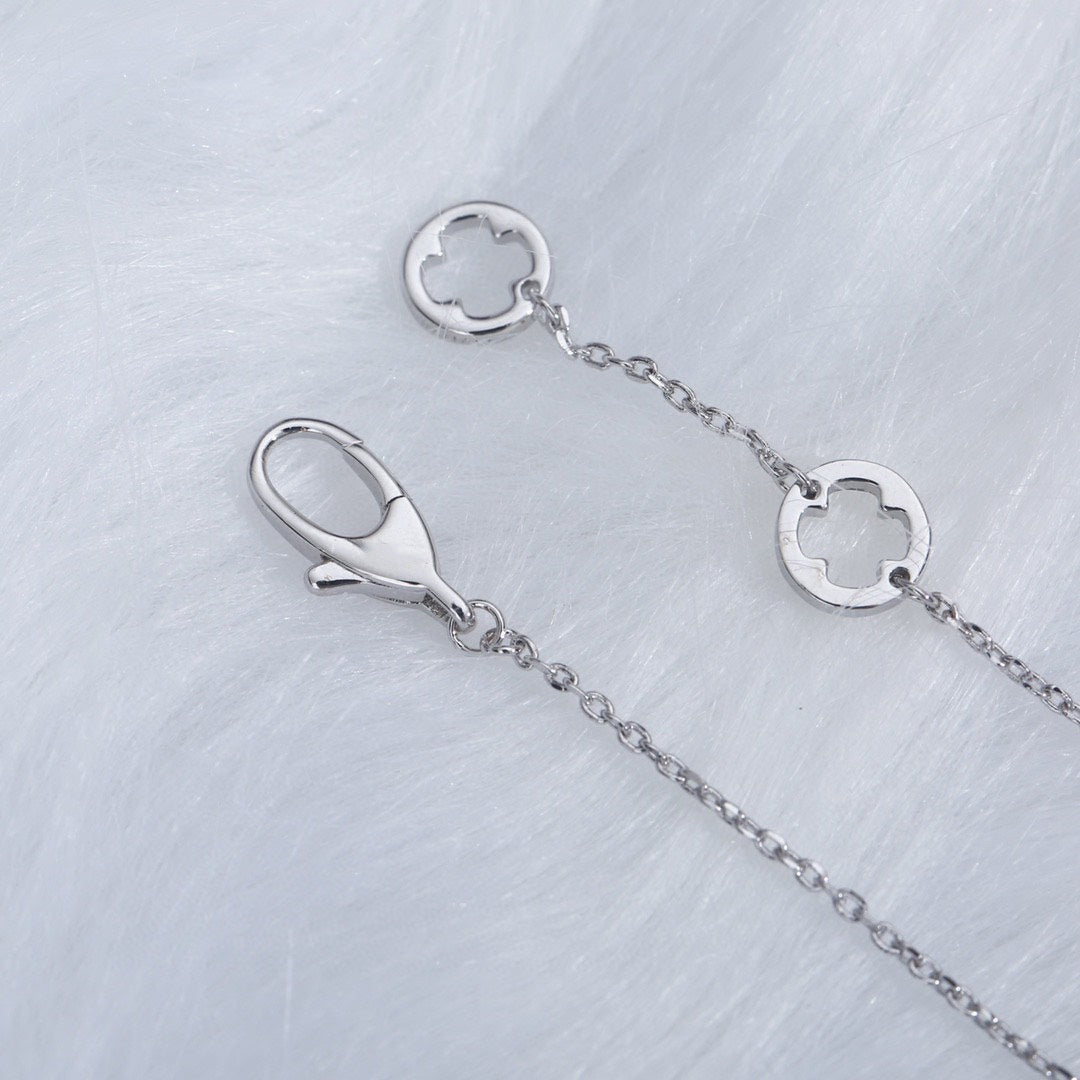 [✨ROSE✨]FIOREVER NECKLACE DIAMOND CENTER