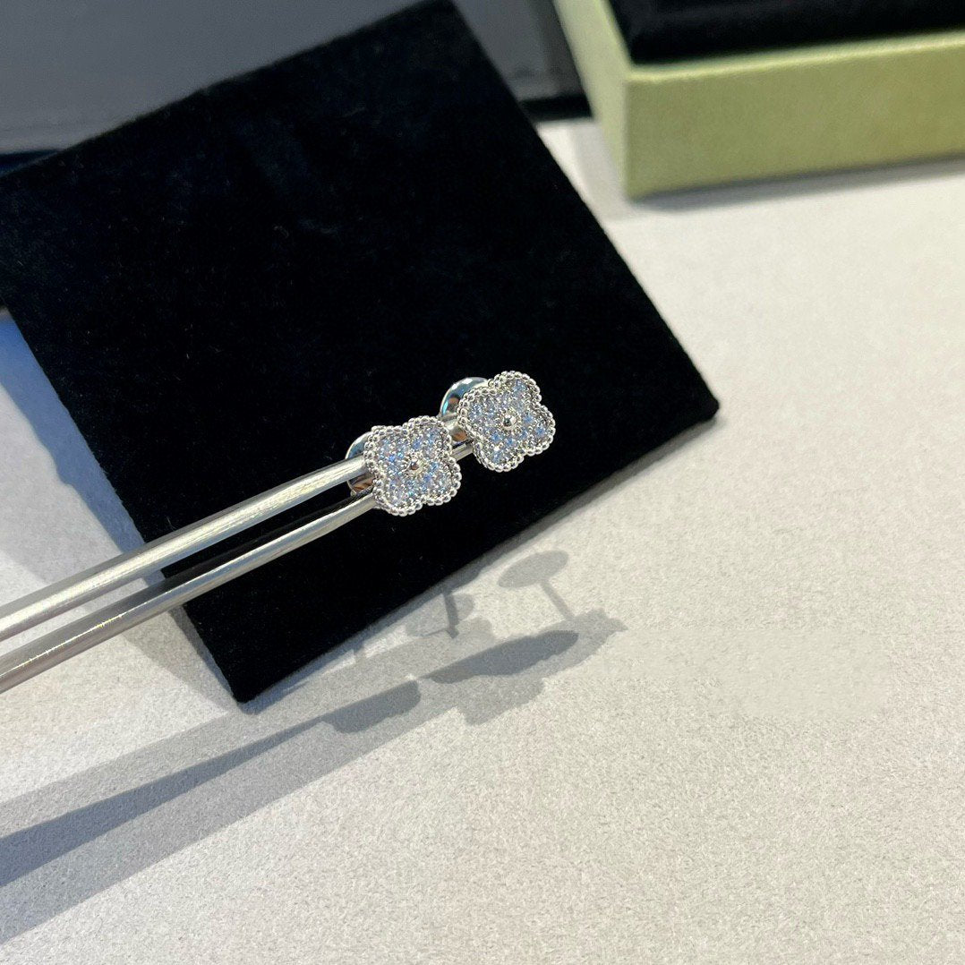 [✨ROSE✨]CLOVER MINI DIAMOND STUD EARRINGS