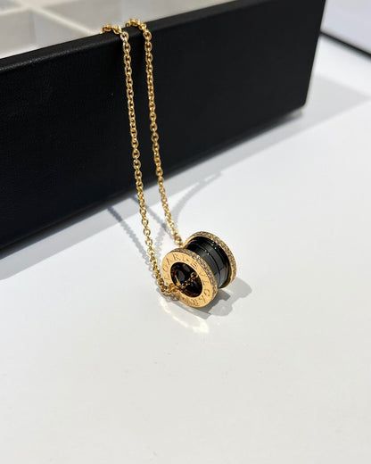 [✨ROSE✨]ZERO 1 BLACK CERAMIC DIAMOND PINK GOLD NECKLACE
